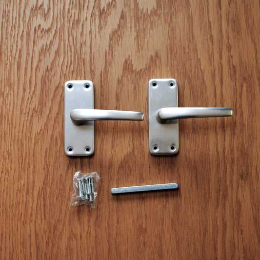 ASHTON SUITE LEVER HANDLE Aluminium
