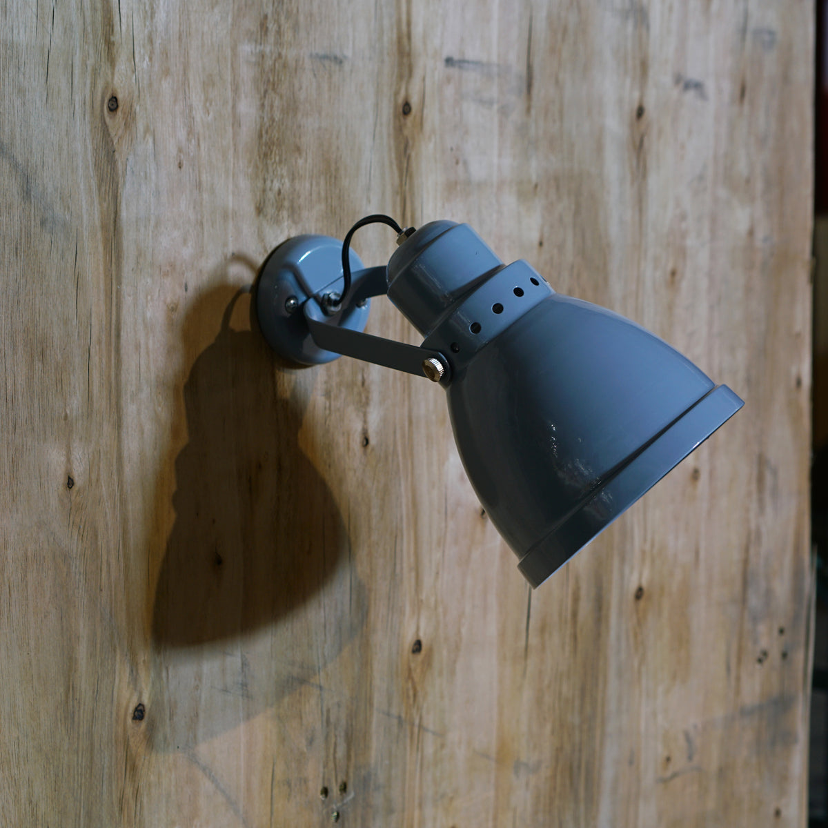 STEEL WALL LAMP, Gray