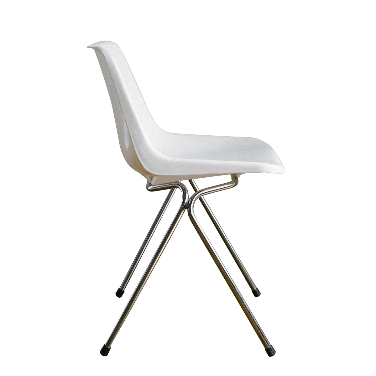 ●Hille, Robin Day, Polyside Chair White Shell, Chrome Frame